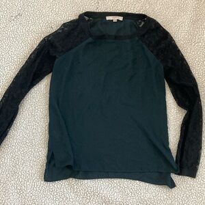 Forest green lace sleeve professional top